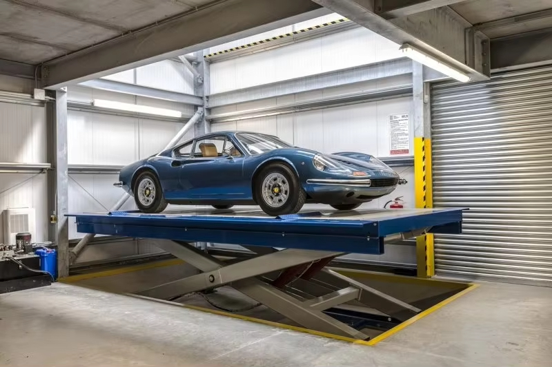 hydraulic car lift